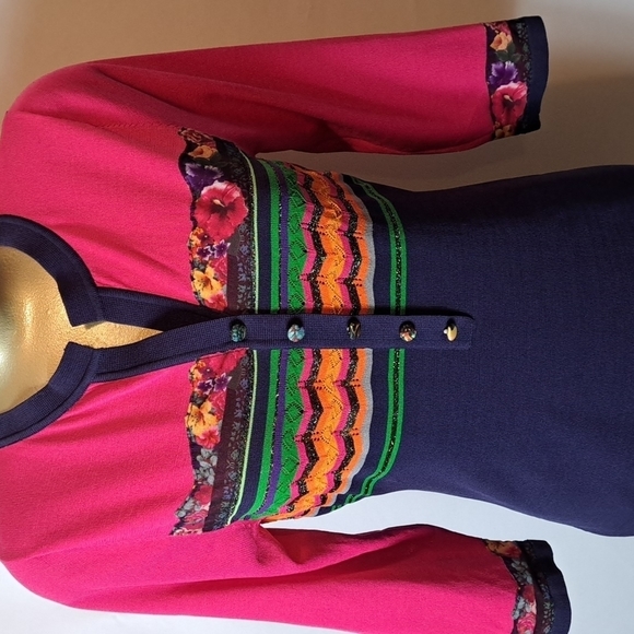 DENG HAO DESIGNER LIGHTWEIGHT PINK & BLUE KNIT DRESS - Picture 2 of 8